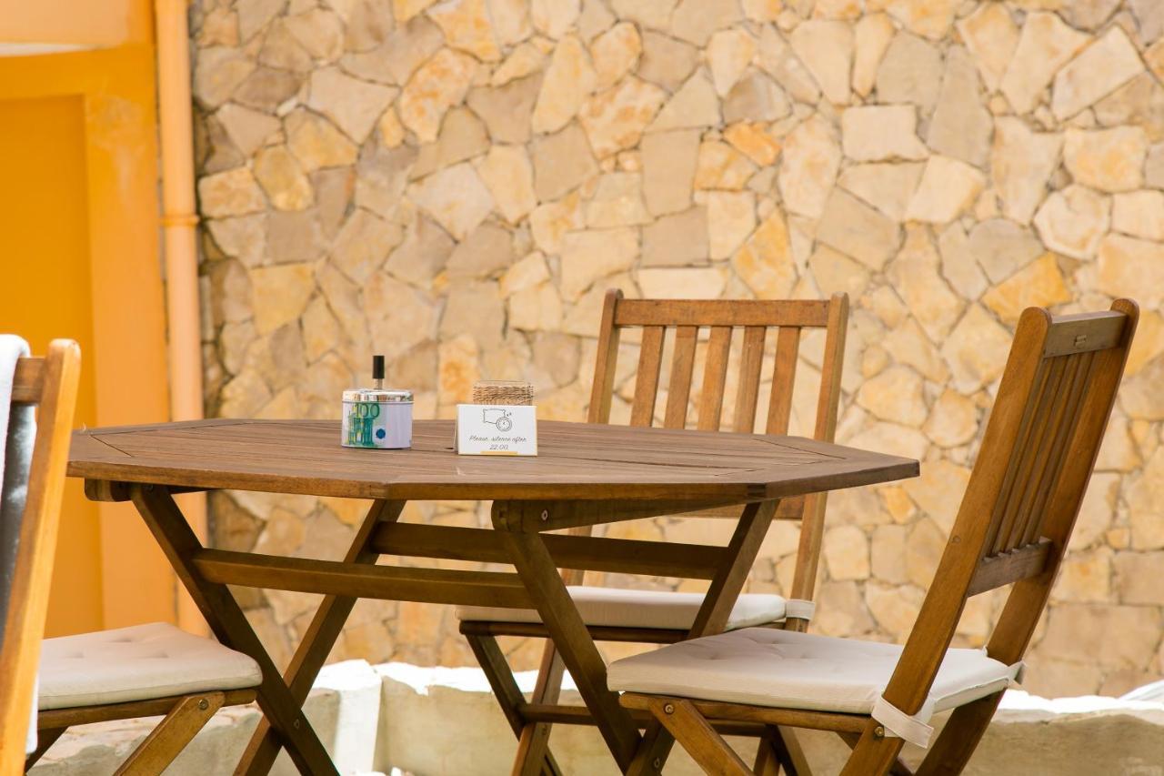 Casa Amarela Guesthouse Albufeira Kültér fotó